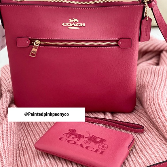 🆕 COACH | Rowan File Bag Gold/Strawberry Haze & Small Wristlet - Picture 5 of 12